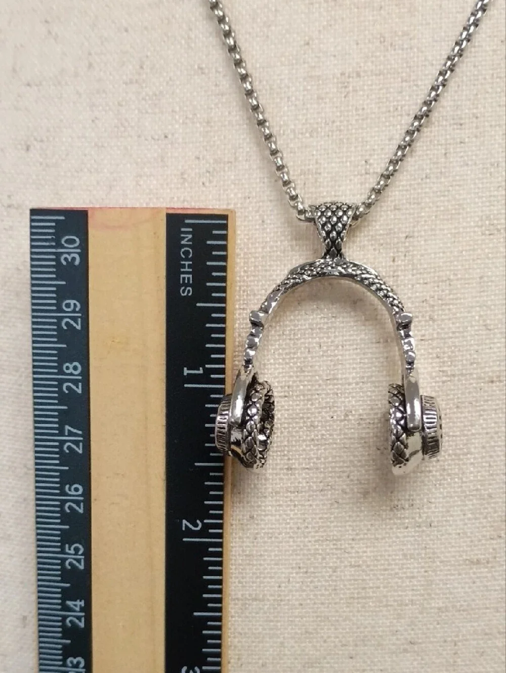 Silver Tone Headphones Pendant Necklace Stainless Steel Music Lover Unisex 23